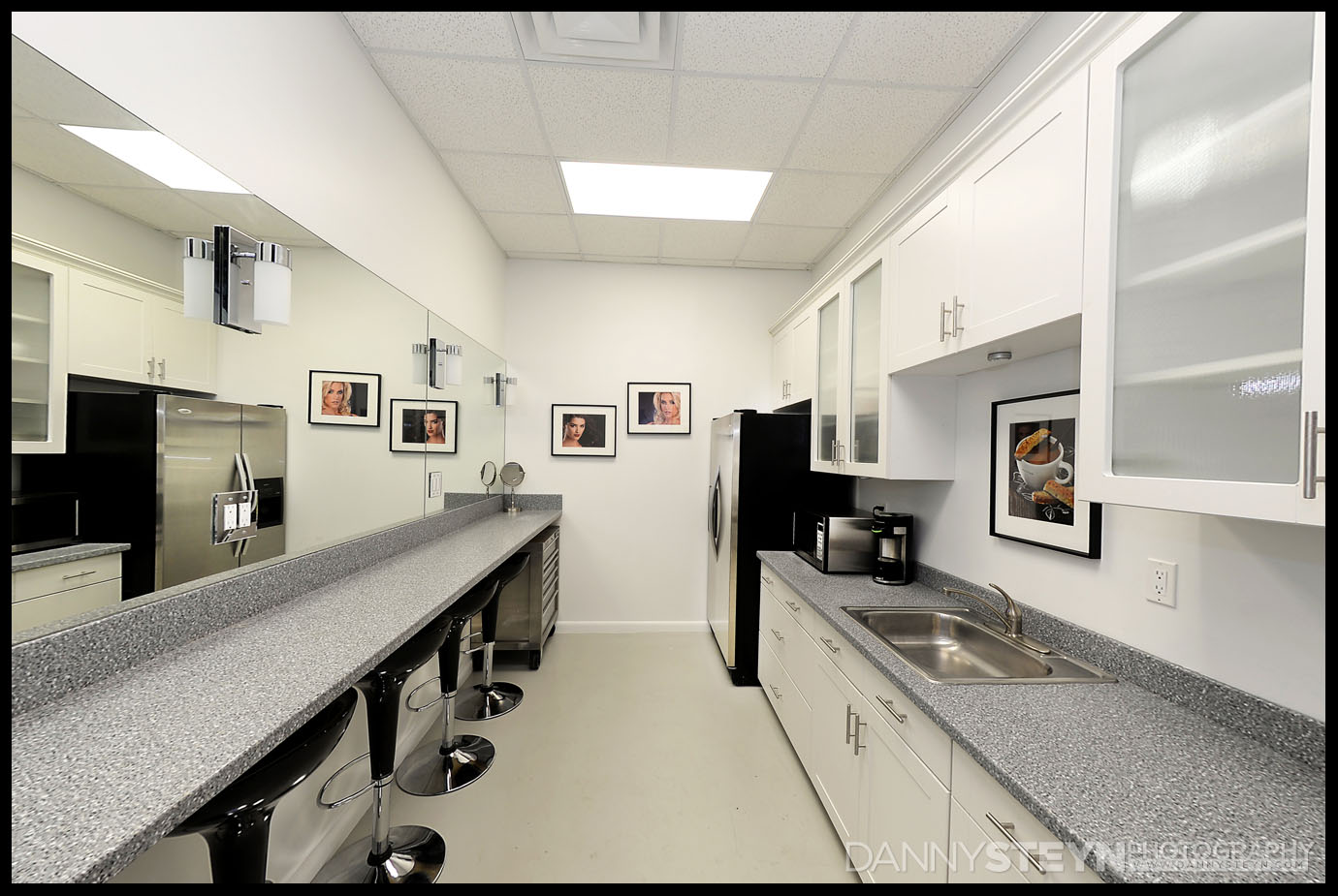 Danny Steyn Photography Studios - Makeup Stations and Kitchen