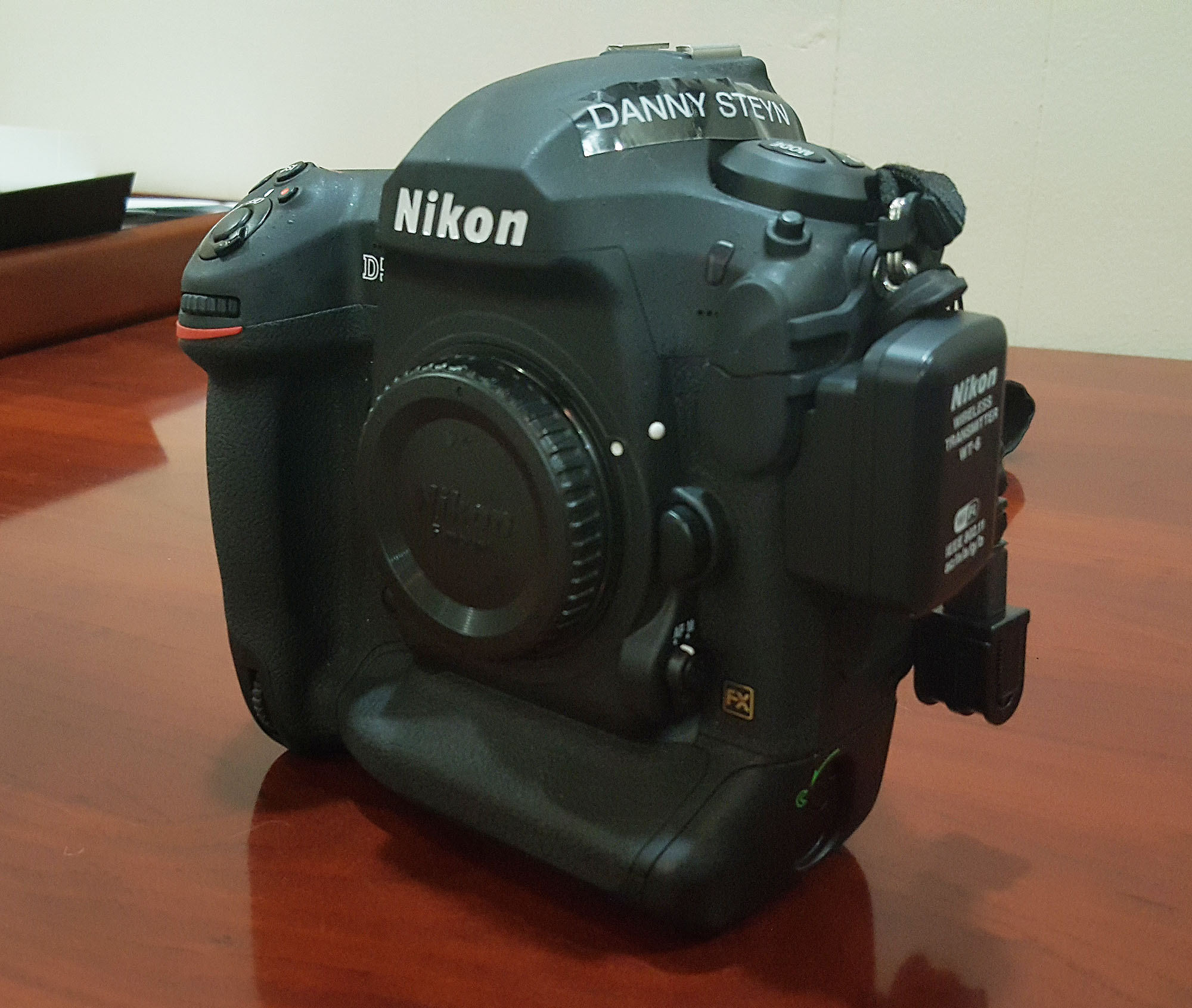 Previewing of Images on Tablets using Wireless Transmitters. Nikin D5 with Nikon WT-6A
